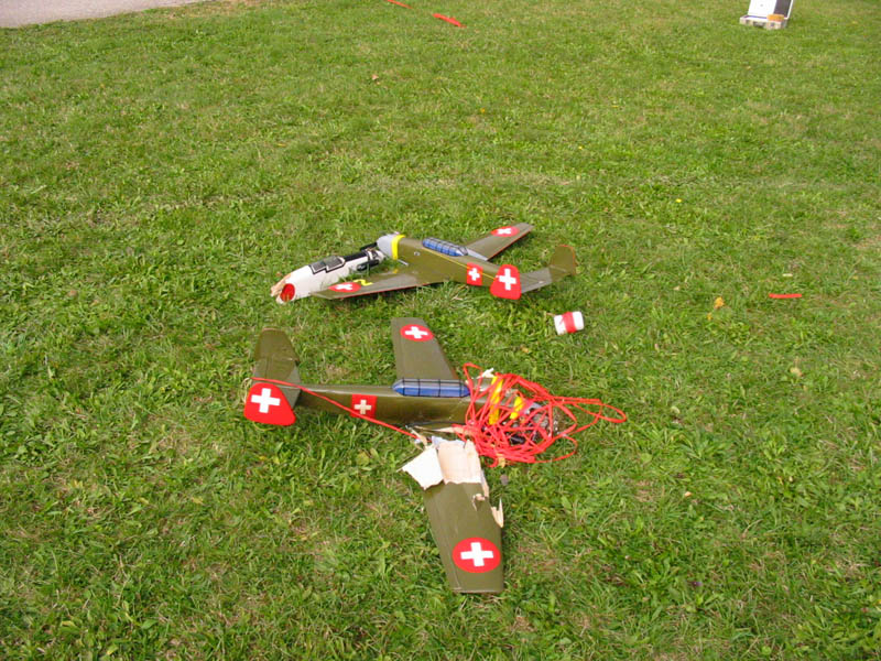 23_Two_C.36_and_half_Ki-61 IMG_0094